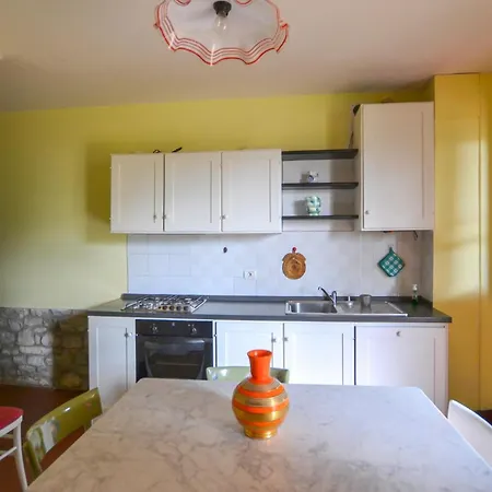 Holiday home 3 Bedroom Gorgeous In St, Maria In Tiberina Monte Santa Maria Tiberina