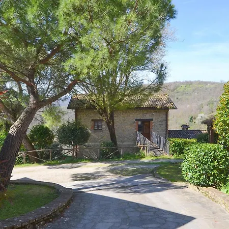 3 Bedroom Gorgeous In St, Maria In Tiberina *